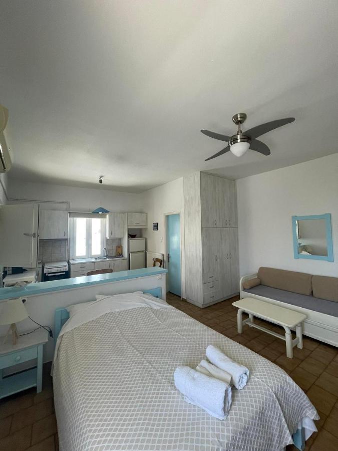 Yannis Maria Rooms Antiparos ภายนอก รูปภาพ